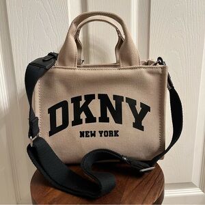 DKNY HADLEE WOMEN'S SMALL TOTE BAG LIGHT CITY KHAKI & BLACK/ NEW WITH TAGS